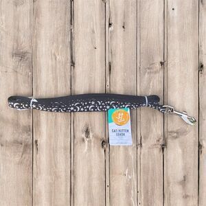 NWT New Whisker City Pet Cat/Kitten Leash Black/Silver Stars & Moon Reflective